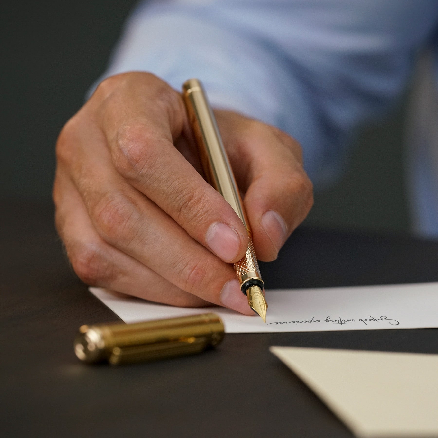 Classic Gold Fountain Pen - Medium Nib
