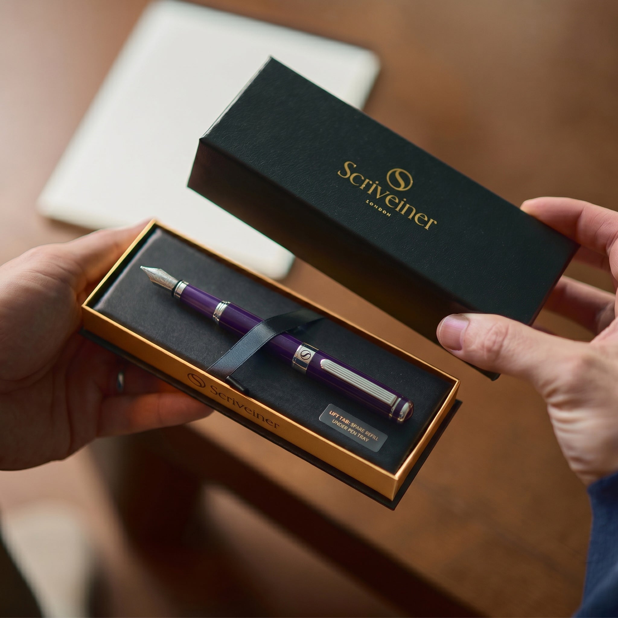 Scriveiner Classic Aubergine Fountain Pen - Medium Nib