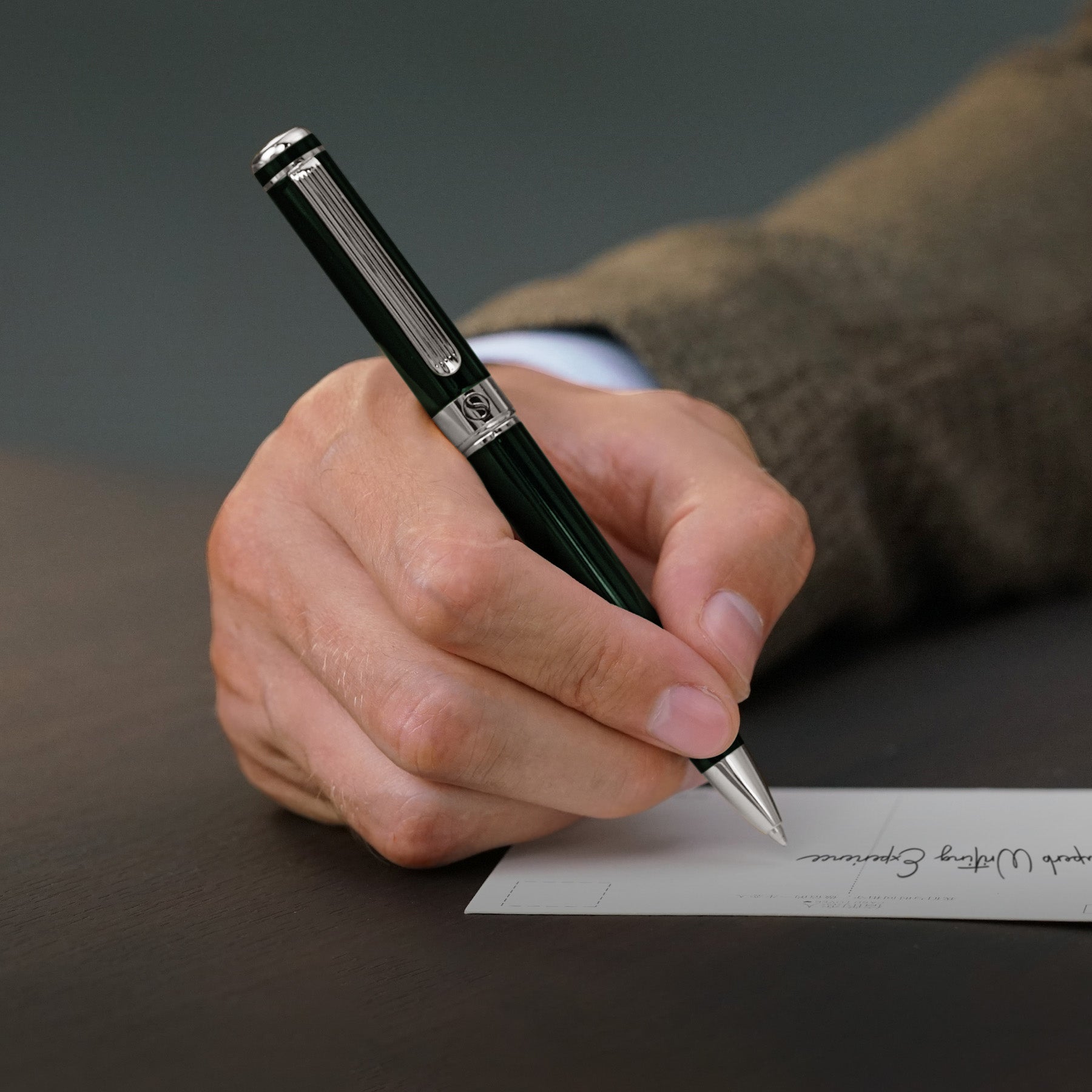 Stylo à bille Scriveiner Black Green - Stylo de luxe noir vert, finition chromée