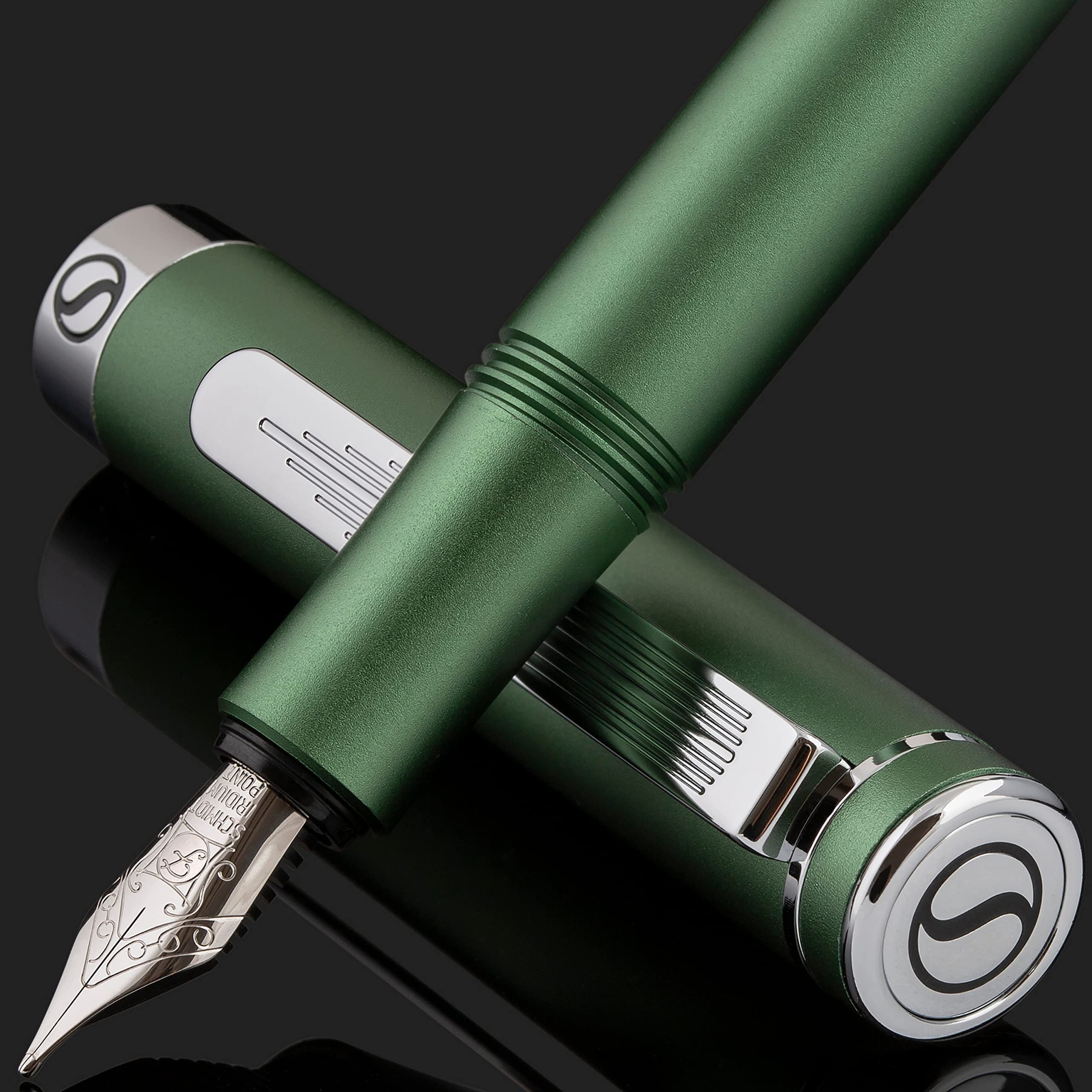 Scriveiner Luxury EDC Fountain Pen (Fine), Stunning Matt Green Pocket Pen, Chrome Finish